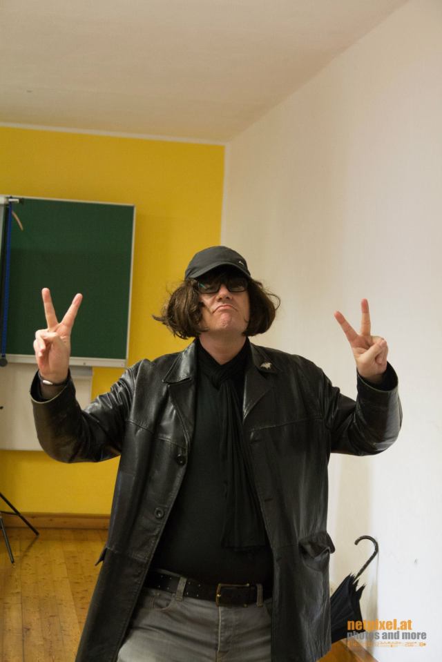 778691_636402756428316_210716777_o